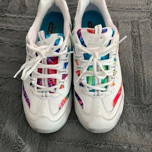 Skechers D’Lites memory foam sneakers